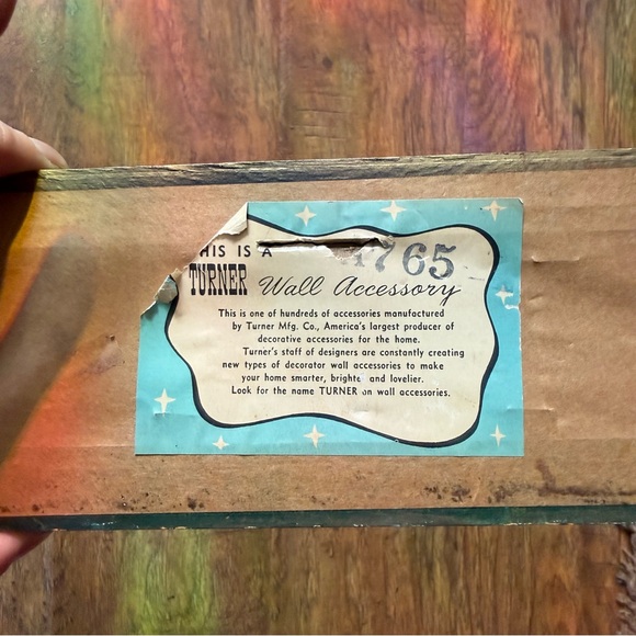 Vintage 1970s Turner rectangular gold ornate wall mirror - Picture 6 of 6